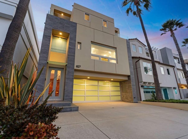 827 Mandalay Beach Road, Oxnard, CA 93035