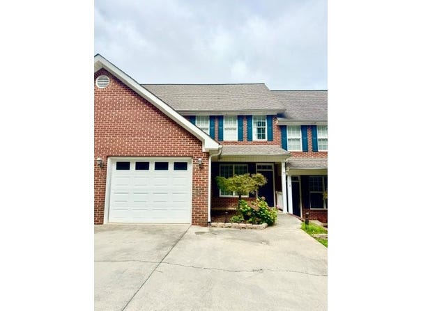 1506 Summer Gate, DALTON, GA 30720