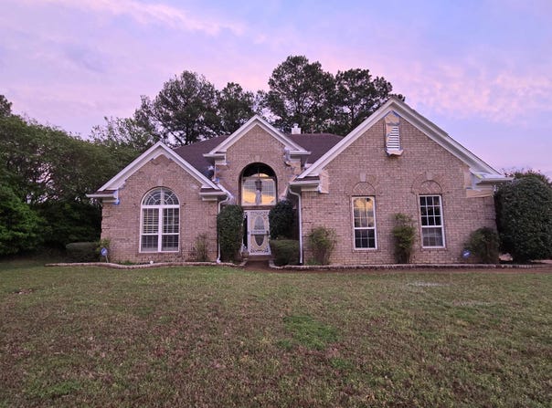 4860 RIVERCREST Ln, Bartlett, TN 38135