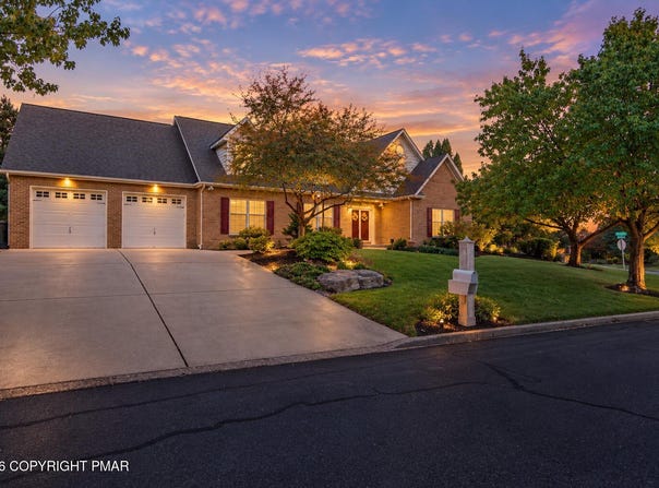 5730 Ricky Ridge Trail, Orefield, PA 18069