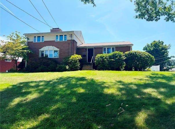1210 Old Concord Rd, Monroeville, PA 15146