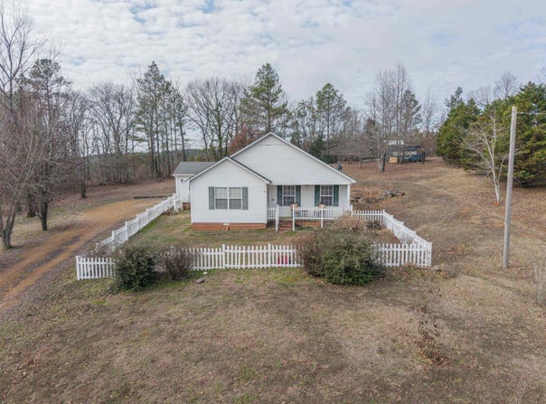 59 TY Ln, Michie, TN 38357
