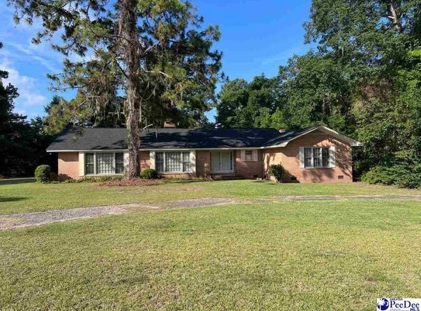 3189 Edwards Dr., Summerton, SC 29148