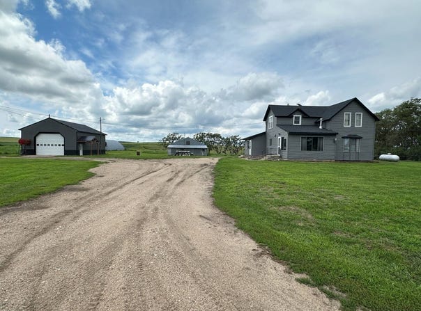87559 540 Ave., Creighton, NE 68729