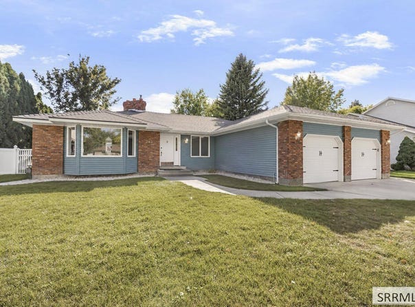 262 Brookside Drive, Idaho Falls, ID 83404
