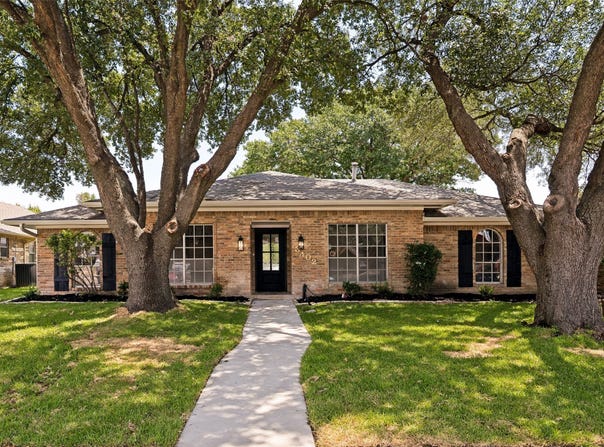 3402 Carla Drive, Rowlett, TX 75088