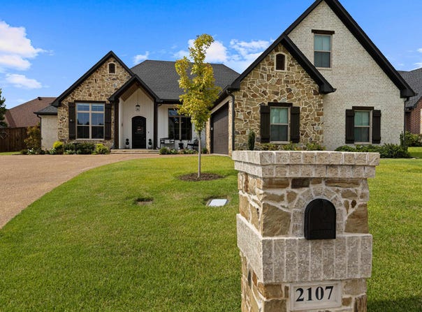 2107 Nueces Trl., Longview, TX 75604