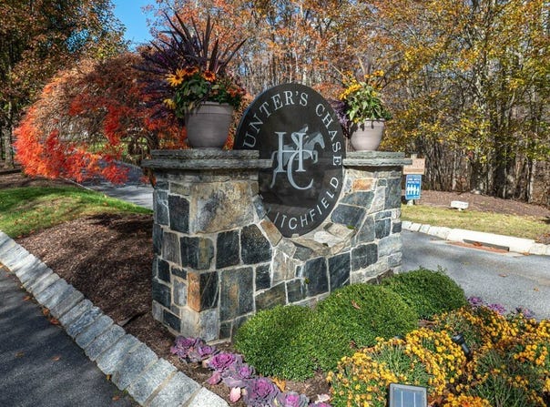 258 Hunter Drive, Litchfield, CT 06759