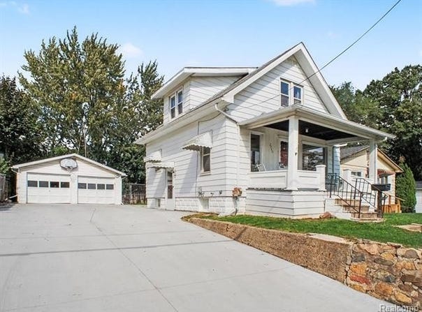 2840 Miller Road, Flint, MI 48503