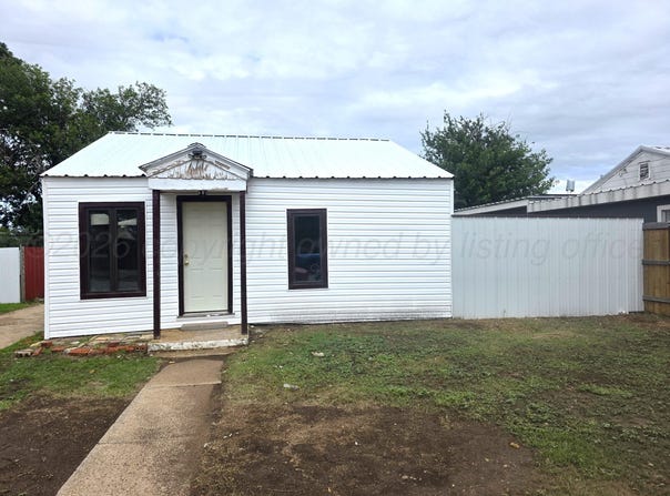 417 S Pitts St, Pampa, TX 79065