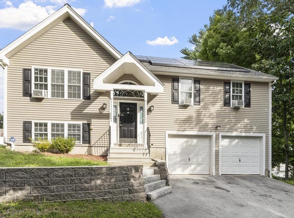 30 2nd St, Worcester, MA 01605