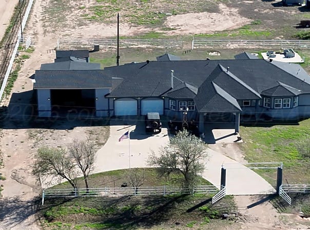 5496 W ROAD R, Dumas, TX 79029-6904