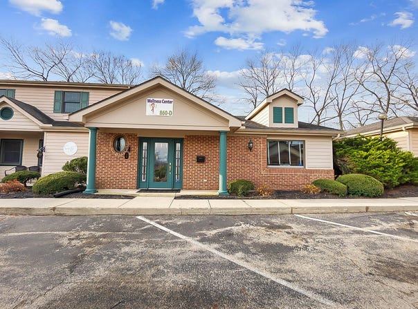 860 E Franklin Street, Centerville, OH 45459