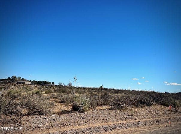 1052 Shiprock Road, Chaparral, NM 88081