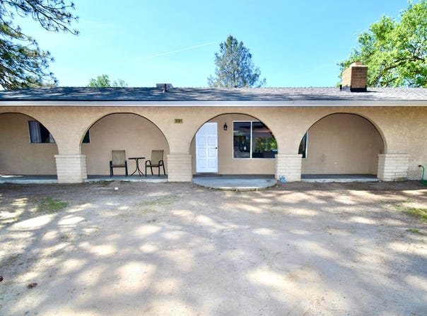 39384 Road 425B, Oakhurst, CA 93644