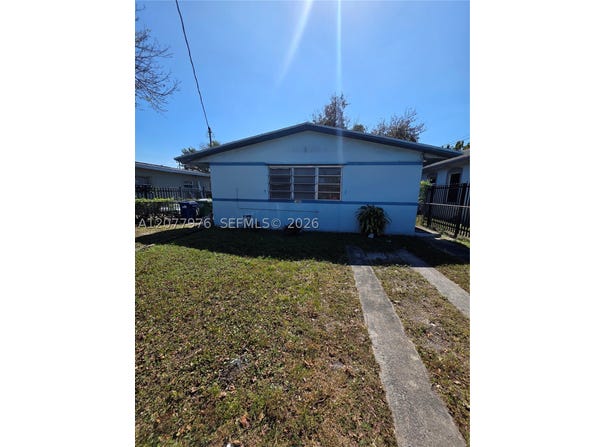 1820 NW 69th St, Miami, FL 33147