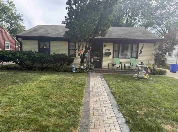2020 Sauber Avenue, ROCKFORD, IL 61103