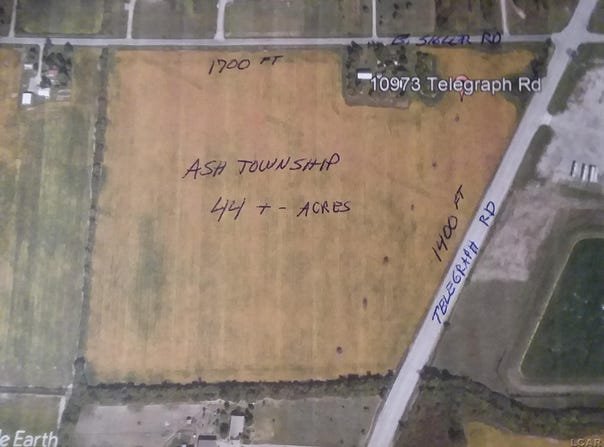 2268 E Sigler Road, Carleton, MI 48117