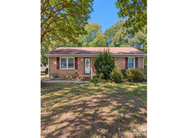 324 Briarwood Drive, Dallas, NC 28034