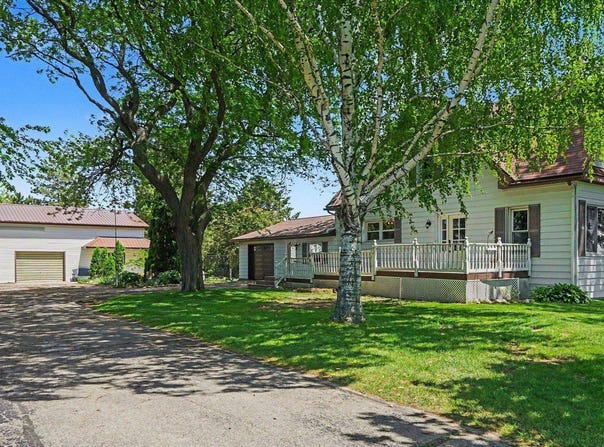4250 Dickerson Road, Akron, MI 48701