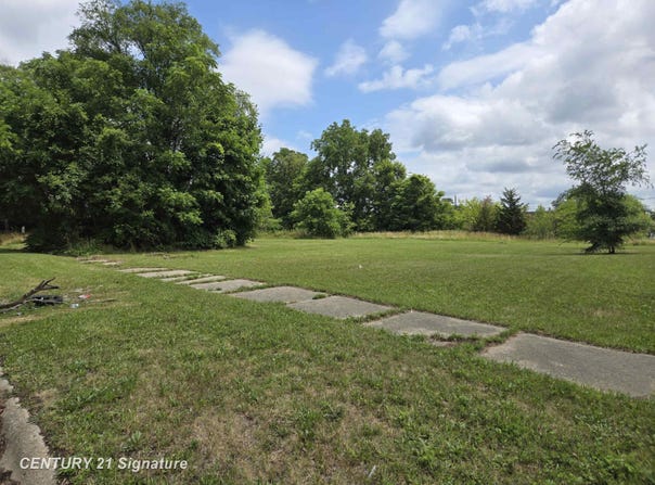 Donaldson Street, Flint, MI 48504