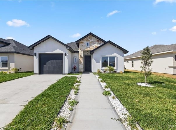 419 Serg Loop, Alamo, TX 78516