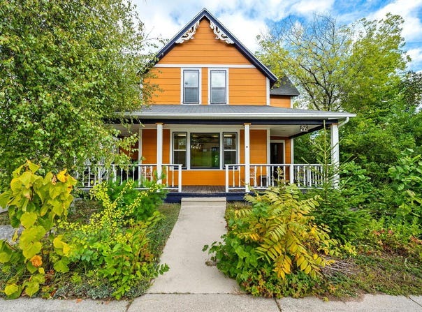 26 W Pine St, Sturgeon Bay, WI 54235