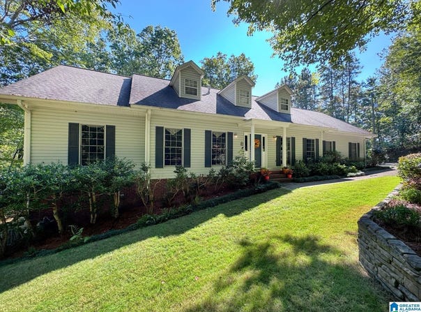 1 LAUREL CANYON ROAD, ANNISTON, AL 36207