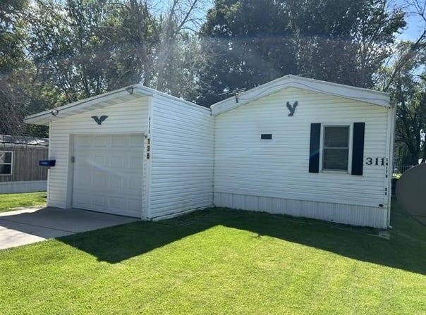 311 Smith Drive, Beaver Dam, WI 53916