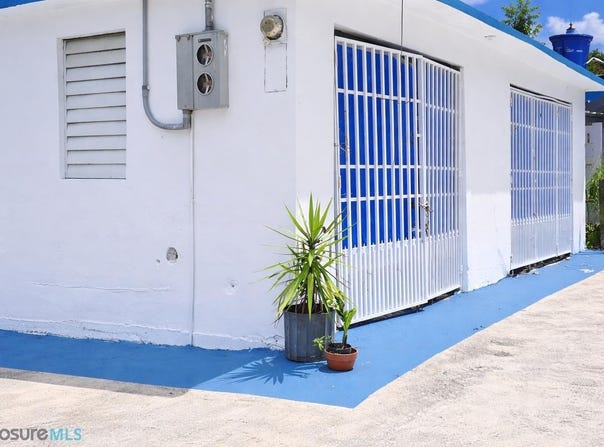 Camarones, Guaynabo, PR 00971
