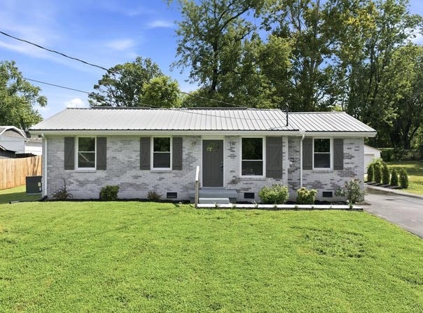1005 Bettie Dr, Old Hickory, TN 37138-3315