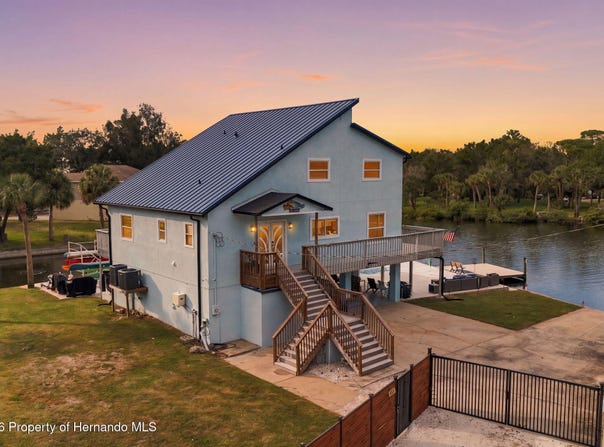 14523 Barlow Lane, Hudson, FL 34667