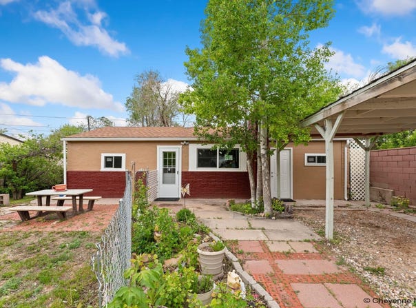 3619 RAWLINS ST, Cheyenne, WY 82007-3331