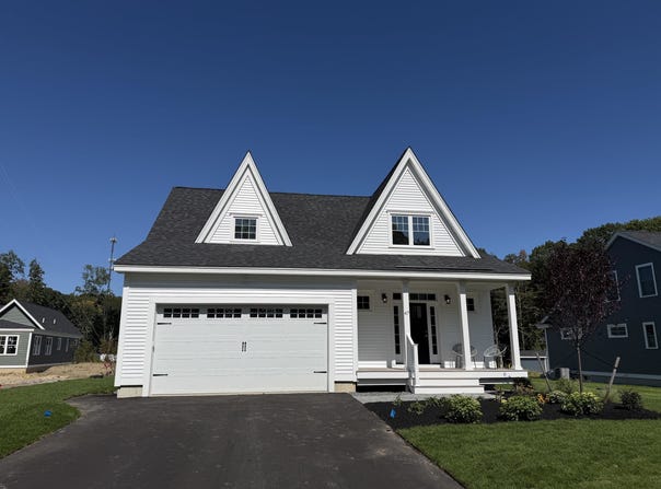 47 Summerwind Place, Greenland, NH 03840