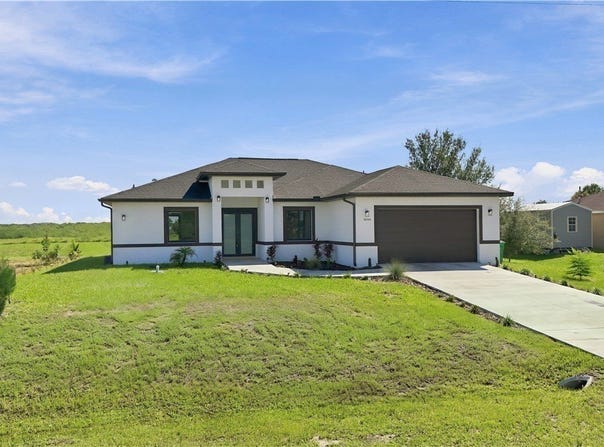 9054 Lamkin Circle, Labelle, FL 33935