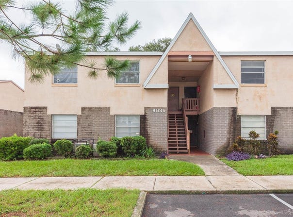9035 WESTCHESTER Circle, TAMPA, FL 33604