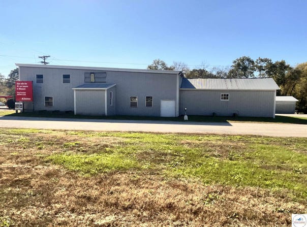 328 N Main Street, Windsor, MO 65360