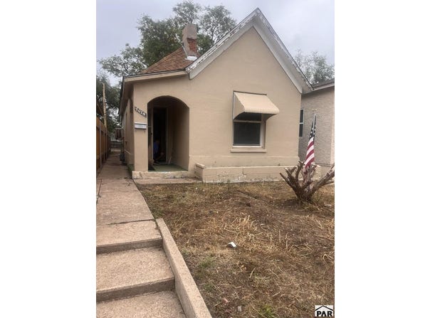 1018 E Abriendo Ave, Pueblo, CO 81004