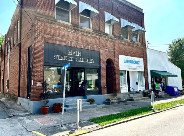 208 East Main St., Glenville, WV 26351