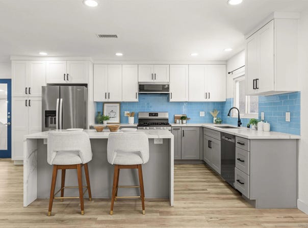 3825 Tiara St, San Diego, CA 92111
