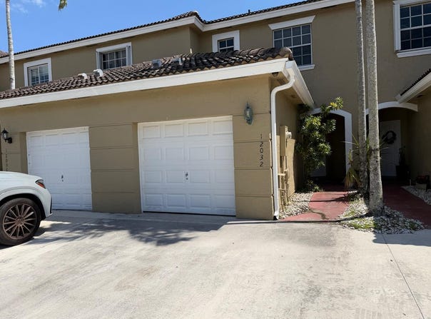 12032 SW 5th Court, Pembroke Pines, FL 33025