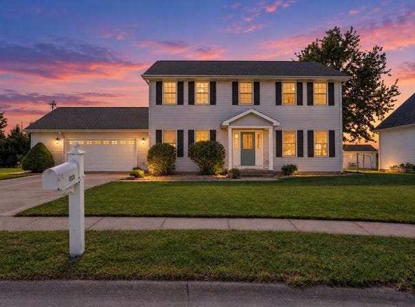 1029 Amanda Court, Arthur, IL 61911