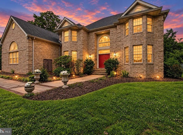15 SCENIC Drive, EWING, NJ 08628