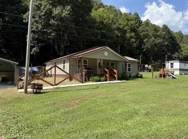 126 Dicks Fork, Steele, KY 41566