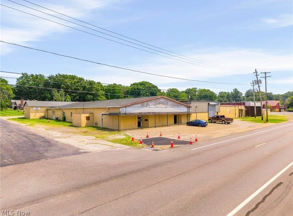 1625 Massillon Road, Akron, OH 44312