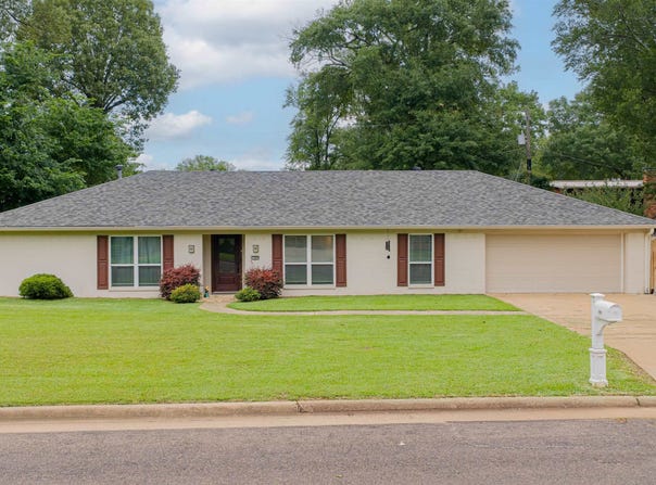 1205 Stone Trail, Longview, TX 75604