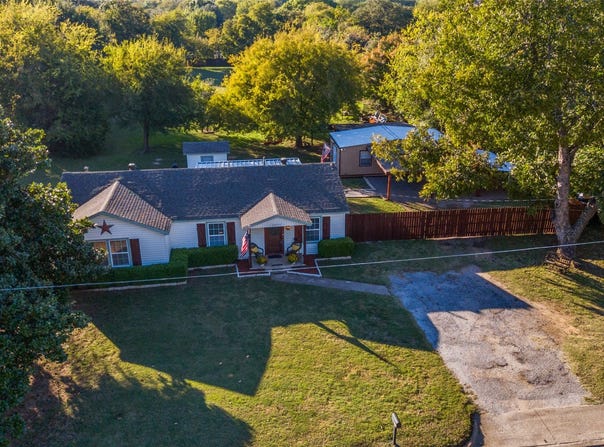 2601 Murphy Drive, Bedford, TX 76021