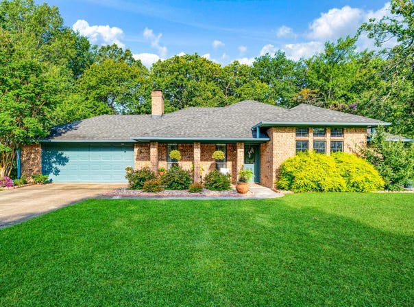 544 Turtle Creek, Reno, TX 75462