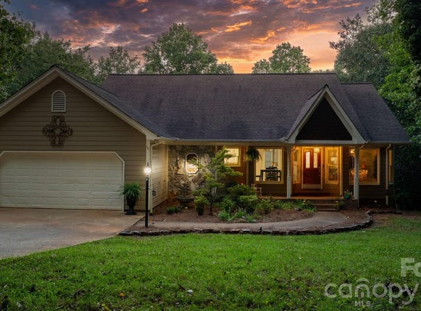 4093 Fairview Drive, Maiden, NC 28650