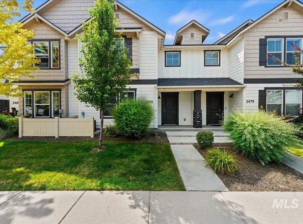 2483 E Goldstone St, Meridian, ID 83642
